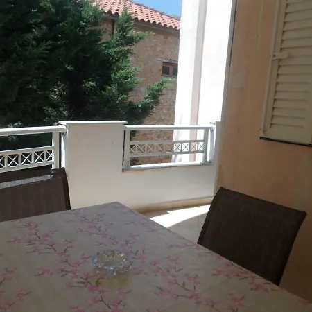 Saperas Apartment *